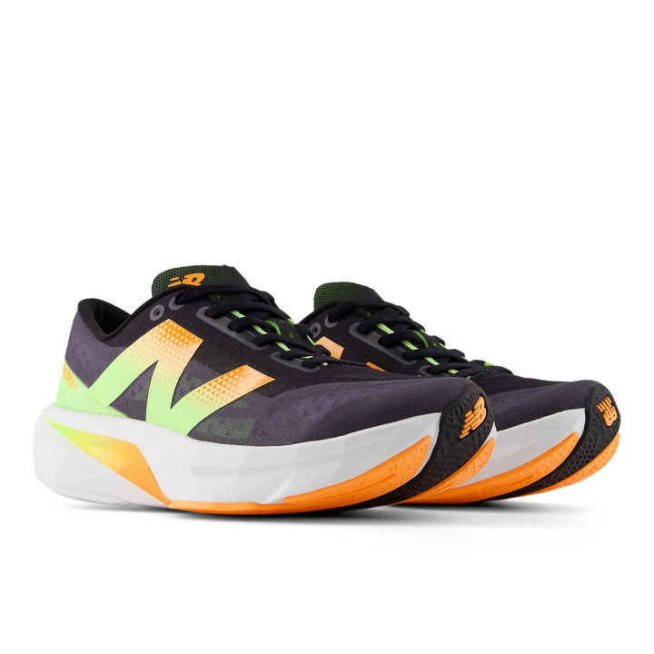 New Balance Womens FuelCell Rebel V4 - Black/Graphite/White - Neutral